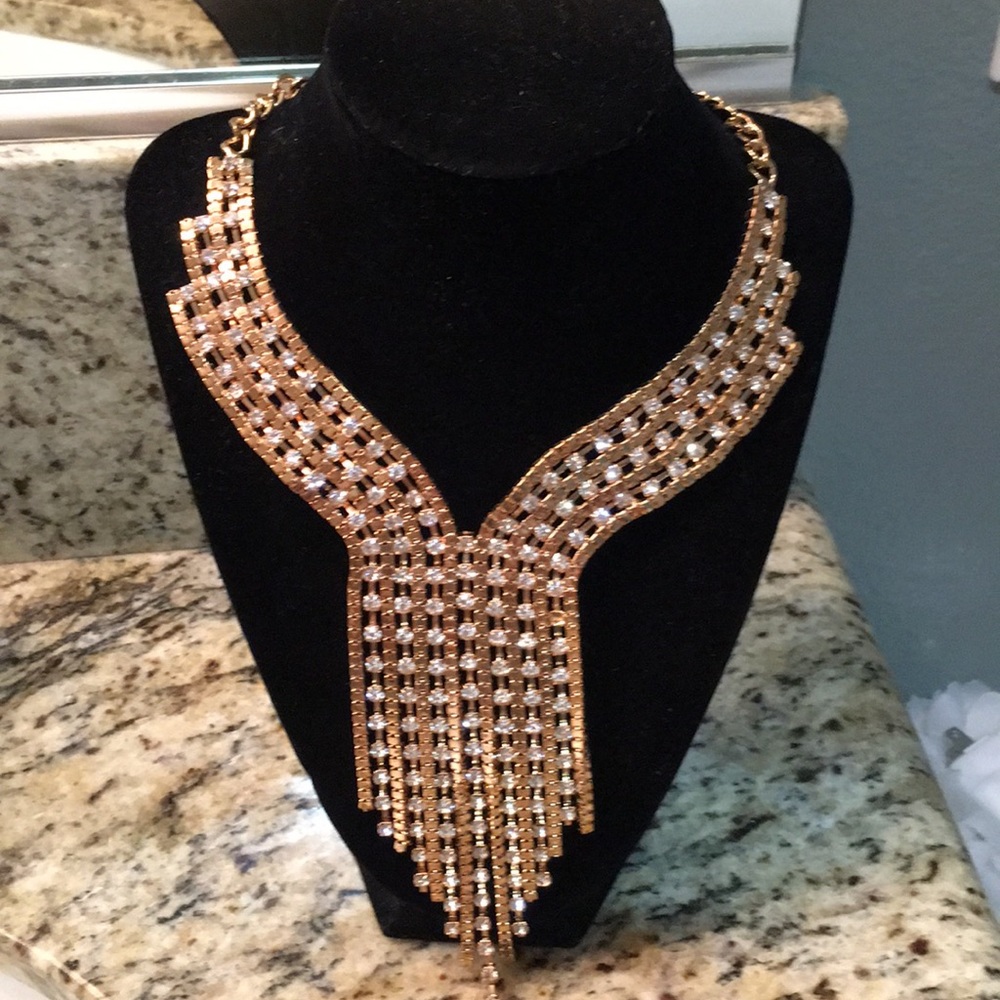 Neckless